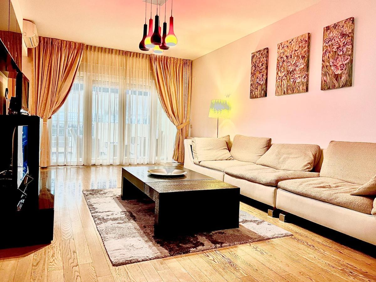 Herastrau Park Apartament Bucureşti